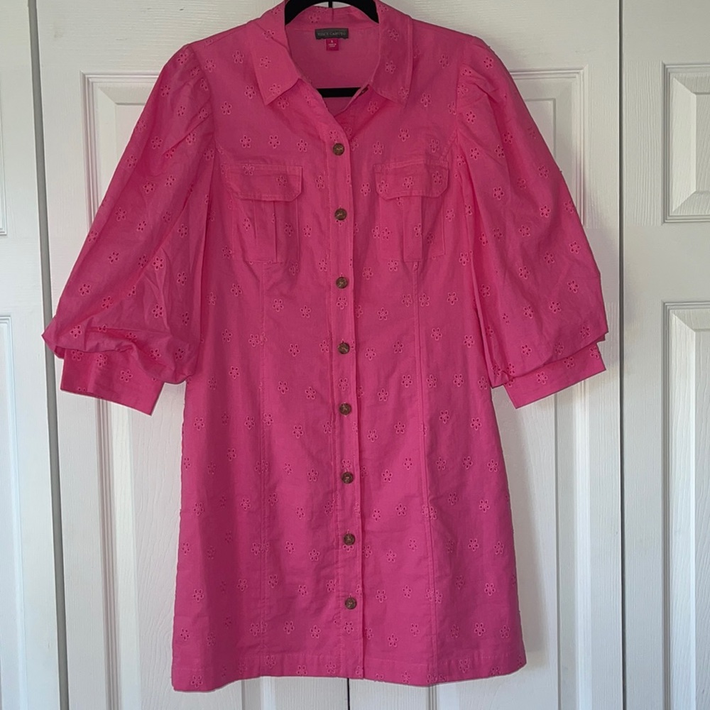Collared pink eyelet Vince Camuto dress BNWT